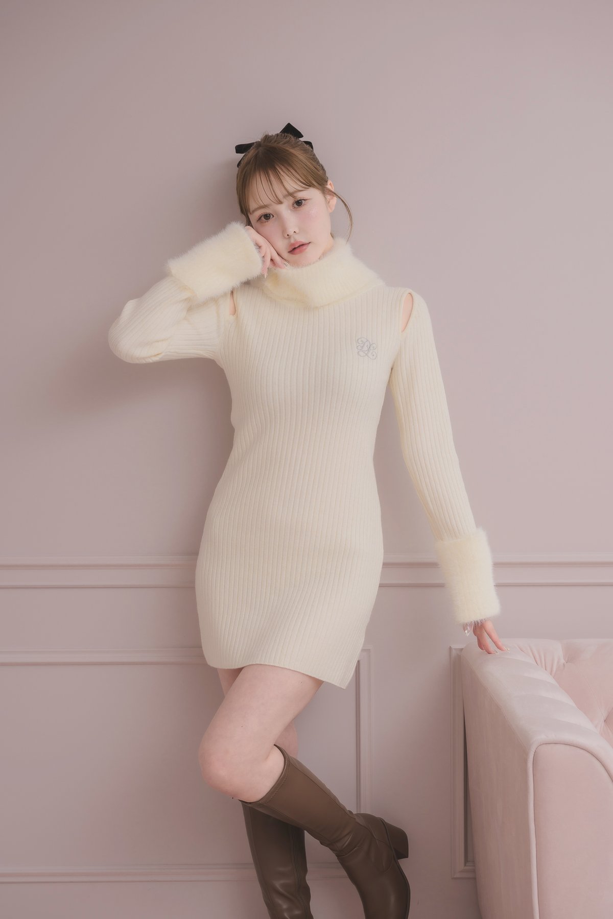 バックリボンミニニットワンピース | DOLCELICHE（ドルチェリーチェ）