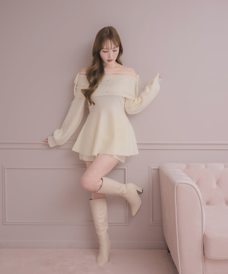 未使用✨️21AW ベッドフォード ダブルセットアップ カシミヤ混 ピーチカラー ペプラムトップスニットセットアップ | DOLCELICHE（ドルチェリーチェ）