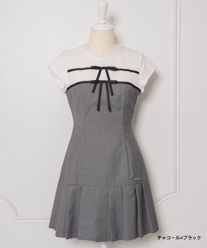 美品 HYEON ヘヨン cabbage onepiece ミニフリルワンピース HYEON へヨン cabbage onepiece ミニフリルワンピース