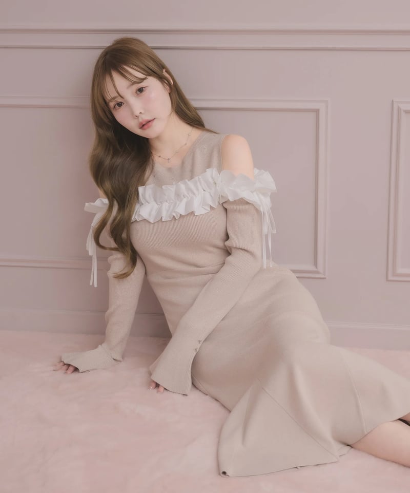 バイカラーフリルニットワンピース | DOLCELICHE（ドルチェリーチェ）