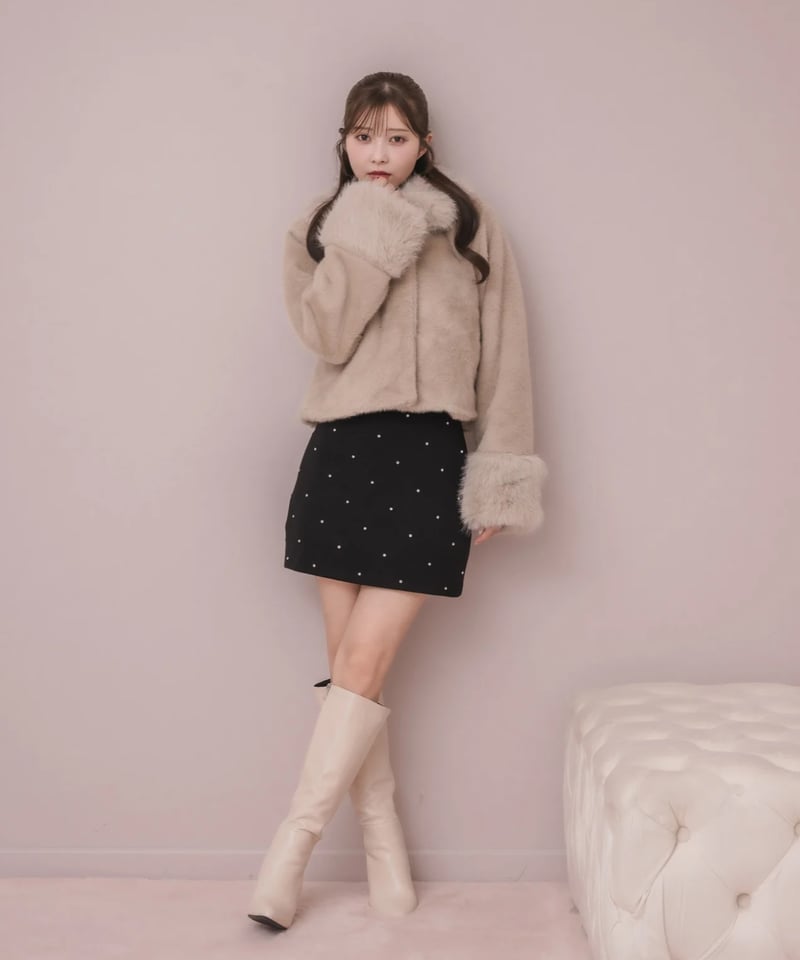 ビジューボタン付きファーショートコート | DOLCELICHE（ドルチェ