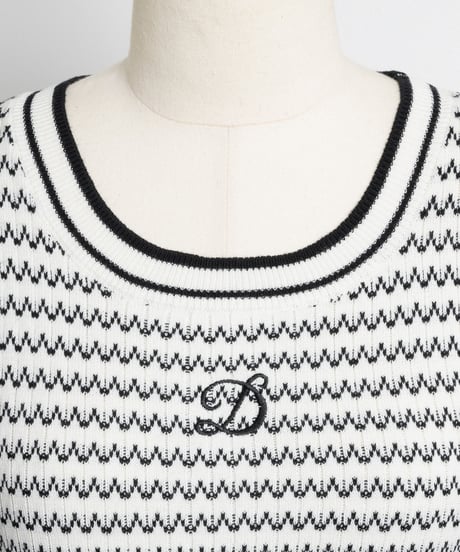 ロゴ刺繍ニットミニワンピース