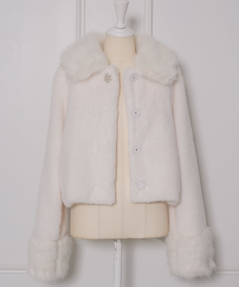 ミルフィーユクローゼット　ラビットファー　コート　バックリボン　ビジューボタン mille fille closet by LODISPOTTO（ミルフィーユクローゼット