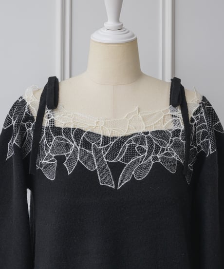 リボン刺繍ミニニットワンピース