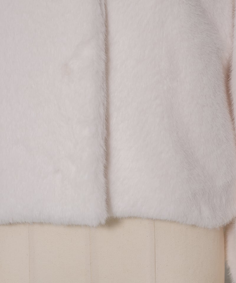 ビジューボタン付きファーショートコート | DOLCELICHE（ドルチェ