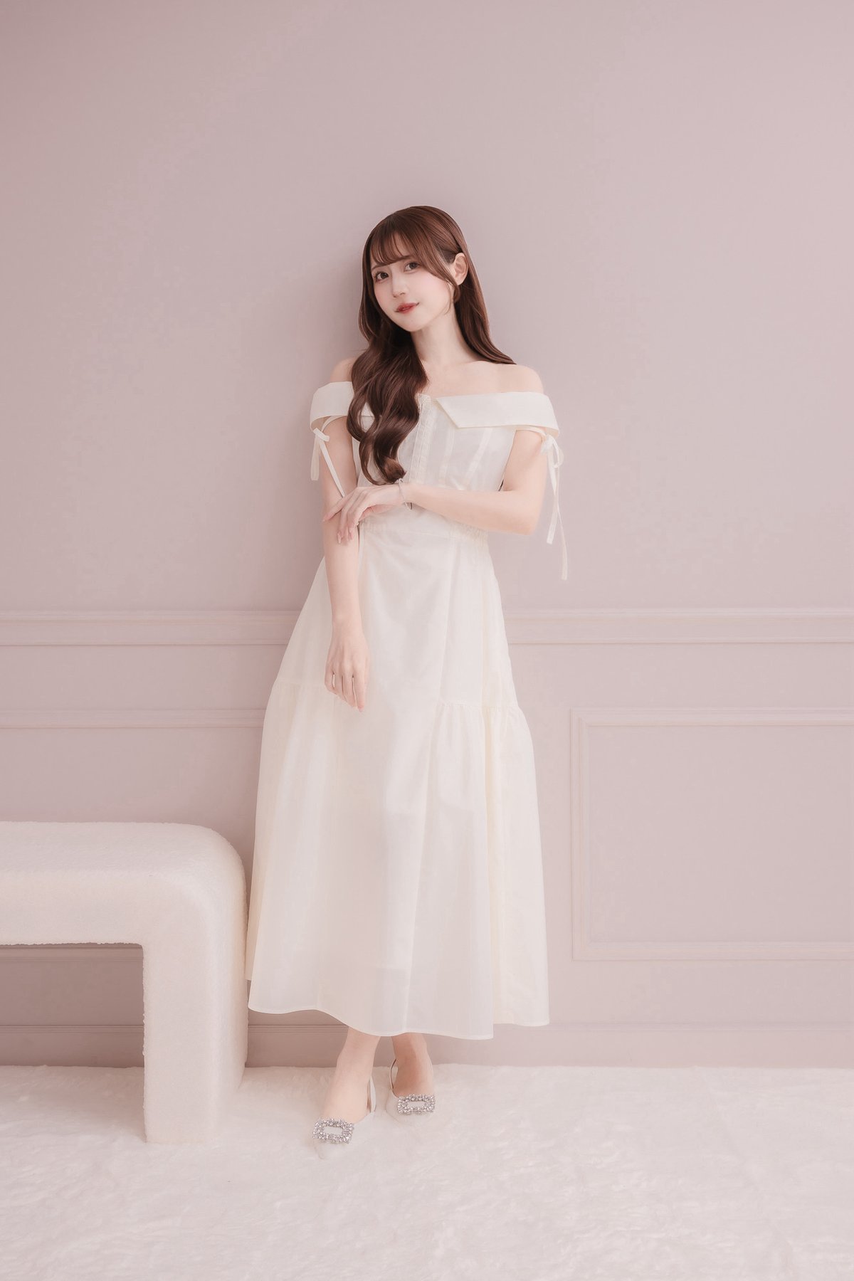 フロントホックオフショルダーワンピース | DOLCELICHE