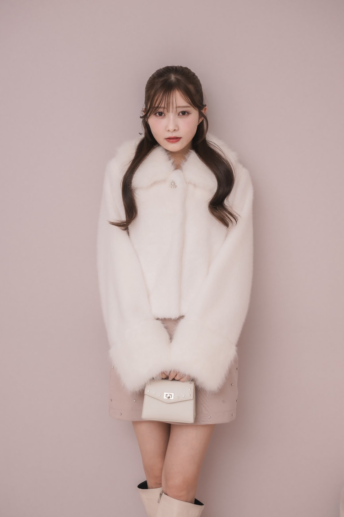 Girly Heart ショートコート アイボリー Heart Ribbon Short Coat [build to order] by Baby, the Stars