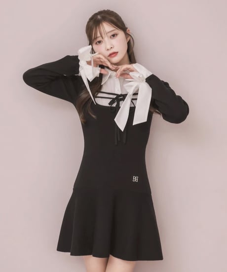 DOLCELICHE レースケープ付きワンピース ブラック Lace Ladies ドレス ツーピース風レースケープタック入りフレア