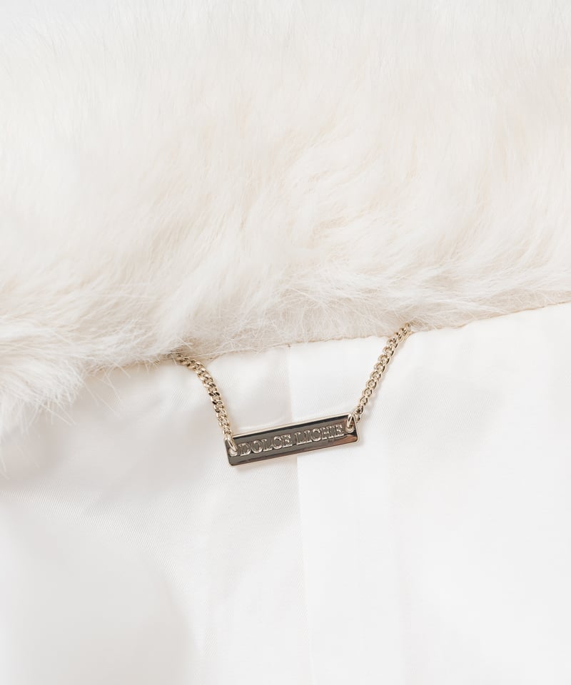 ビジューボタン付きファーショートコート | DOLCELICHE（ドルチェ