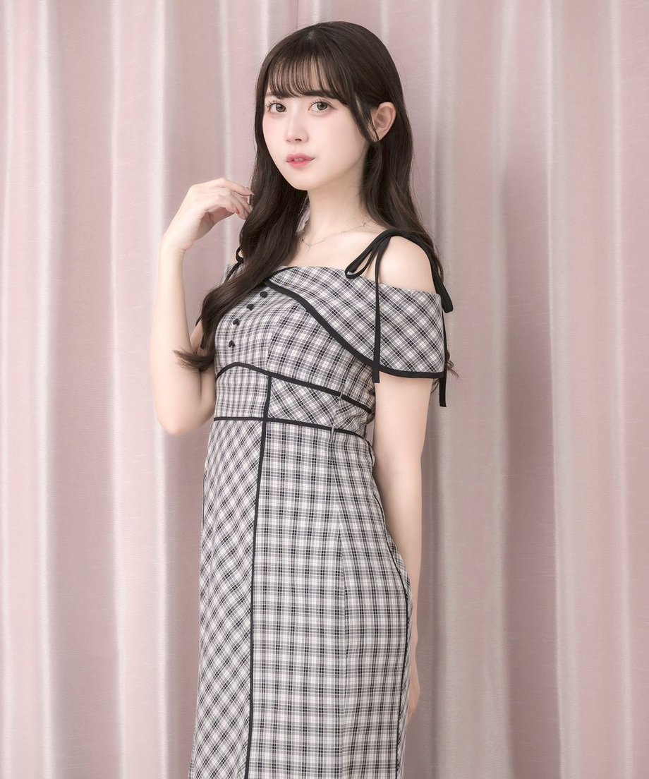69e5b998dfae5d372c63f64a
