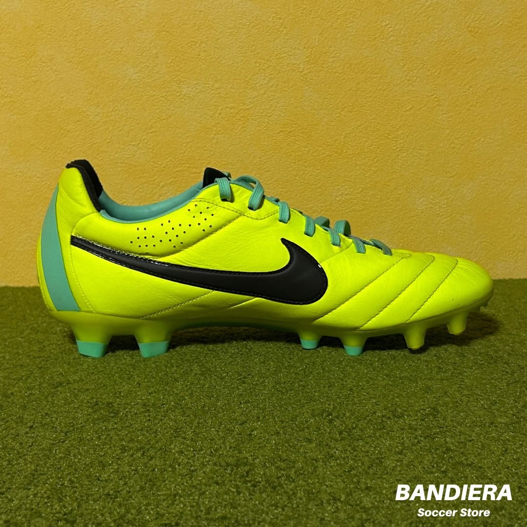 NIKE ナイキ サッカースパイク ティエンポ レジェンド IV ACC FG