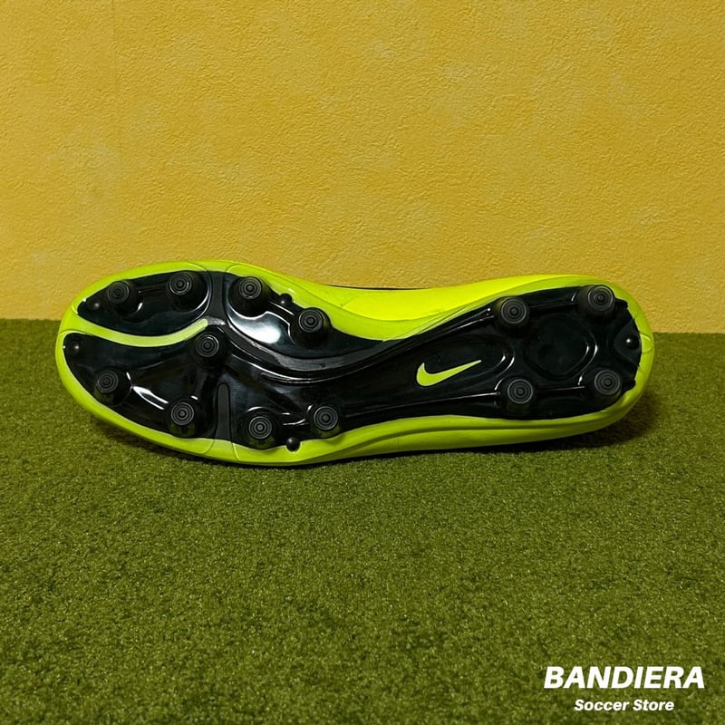 NIKE ナイキ サッカースパイク ハイパーヴェノム ファタル HG E
