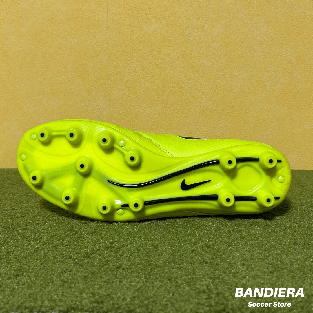 NIKE ナイキ サッカースパイク ティエンポ ミスティック V HG-E（蛍光