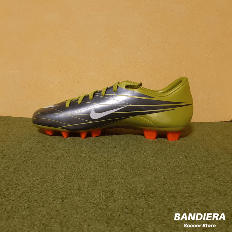 サッカースパイク　ナイキマーキュリアルビクトリーV CR HG-V NIKE ナイキ マーキュリアル ビクトリー VI HG-V（レッド