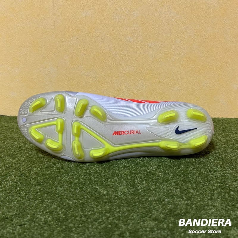 ナイキ】サッカースパイク マーキュリアル ヴェイパー VII H（ホワイト