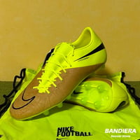 廃盤 激レア NIKE ナイキ サッカースパイク ティエンポ レジェンド V