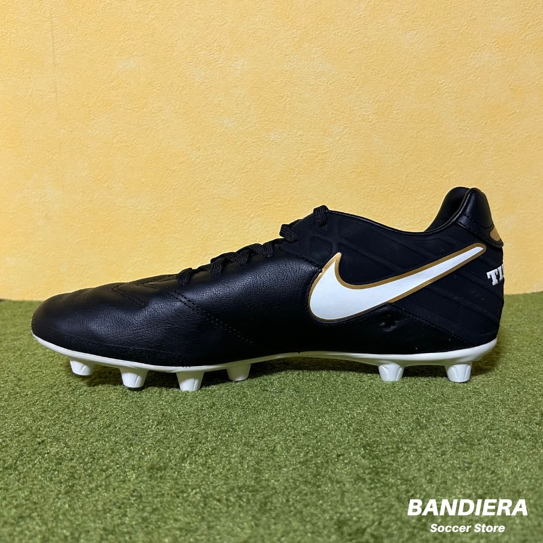 NIKE ナイキ サッカースパイク ティエンポ ミスティック V HG-E