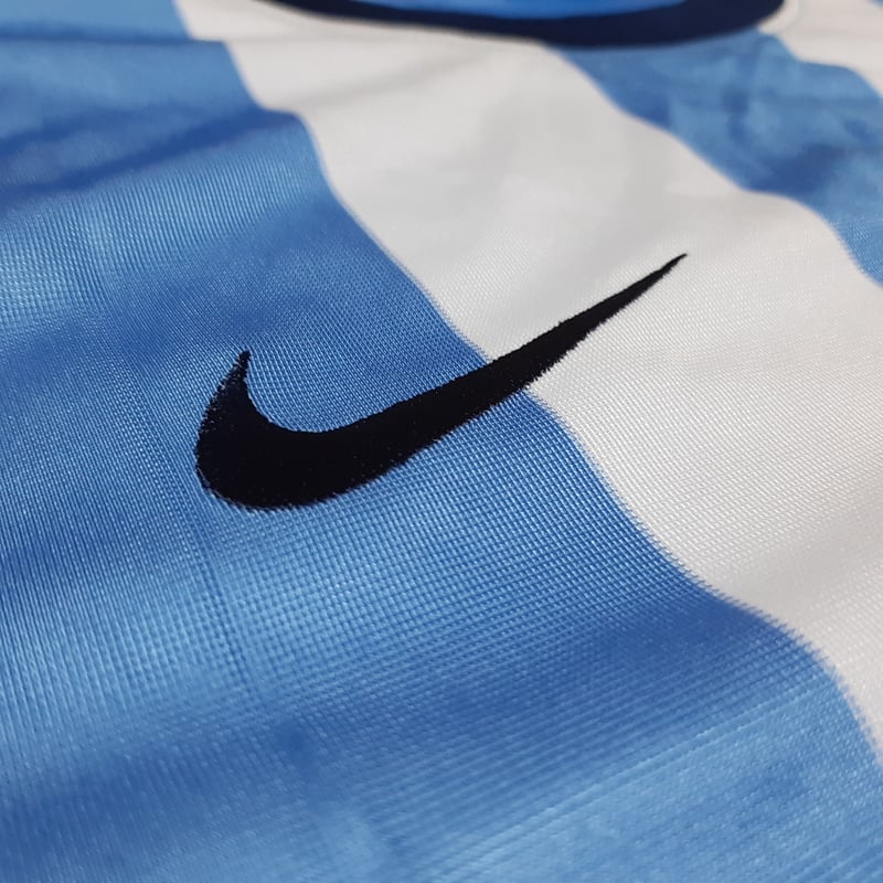 美品 NIKE ナイキ MALAGA C.F マラガ ユニフォーム ゲームシャツ 新品未使用 NIKE マラガ 2013-14 UNESCO サッカーシャツ - メルカリ
