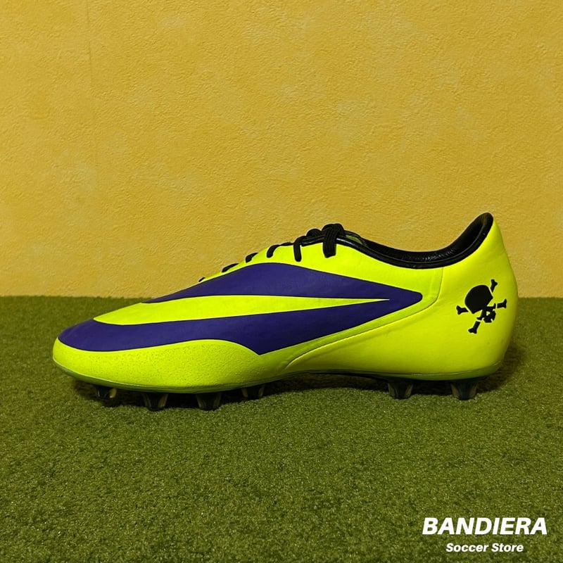 NIKE ナイキ ハイパーヴェノム フットサルシューズ28.5cm タグ付き NIKE ナイキ サッカースパイク ハイパーヴェノム ファタル HG E