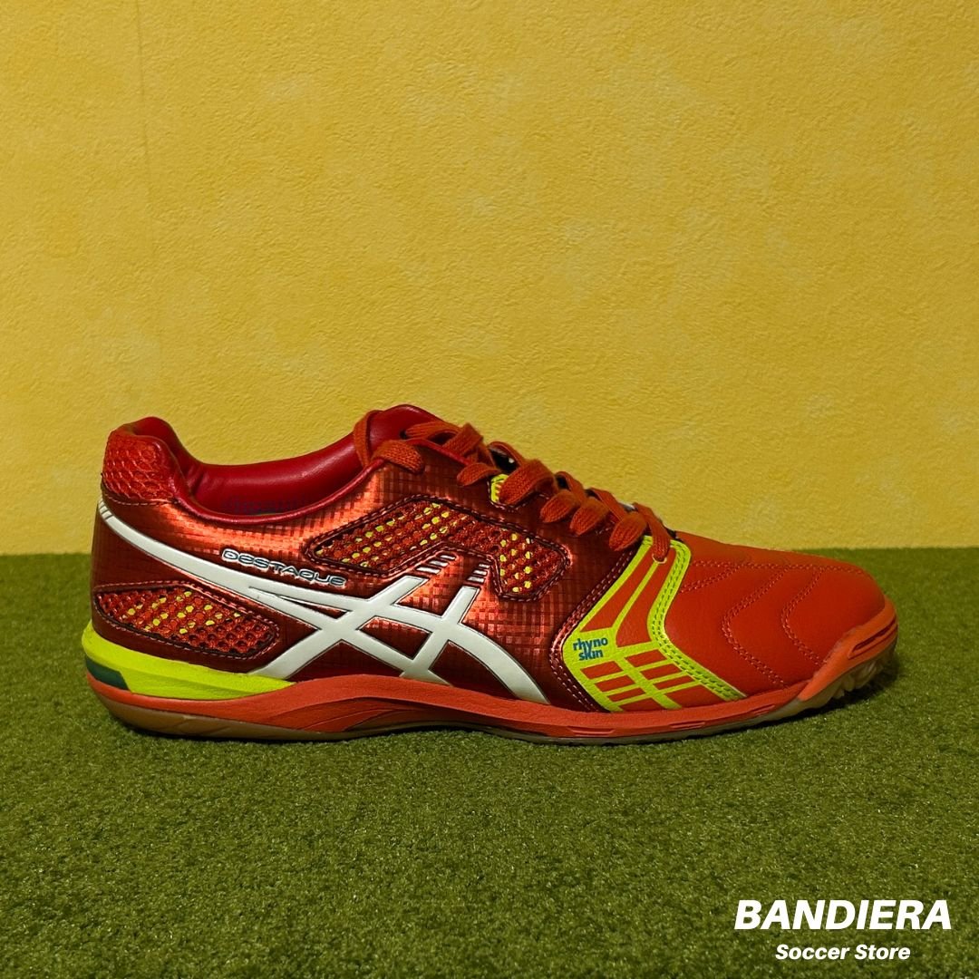 アシックス　デスタッキ　レッド　26.5 新品 ASICS アシックス フットサルシューズ デスタッキ 4K（オレンジレッド