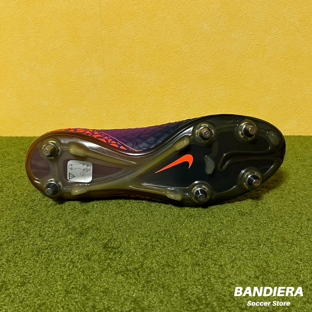 NIKE ナイキ サッカースパイク ハイパーヴェノム フィニッシュ