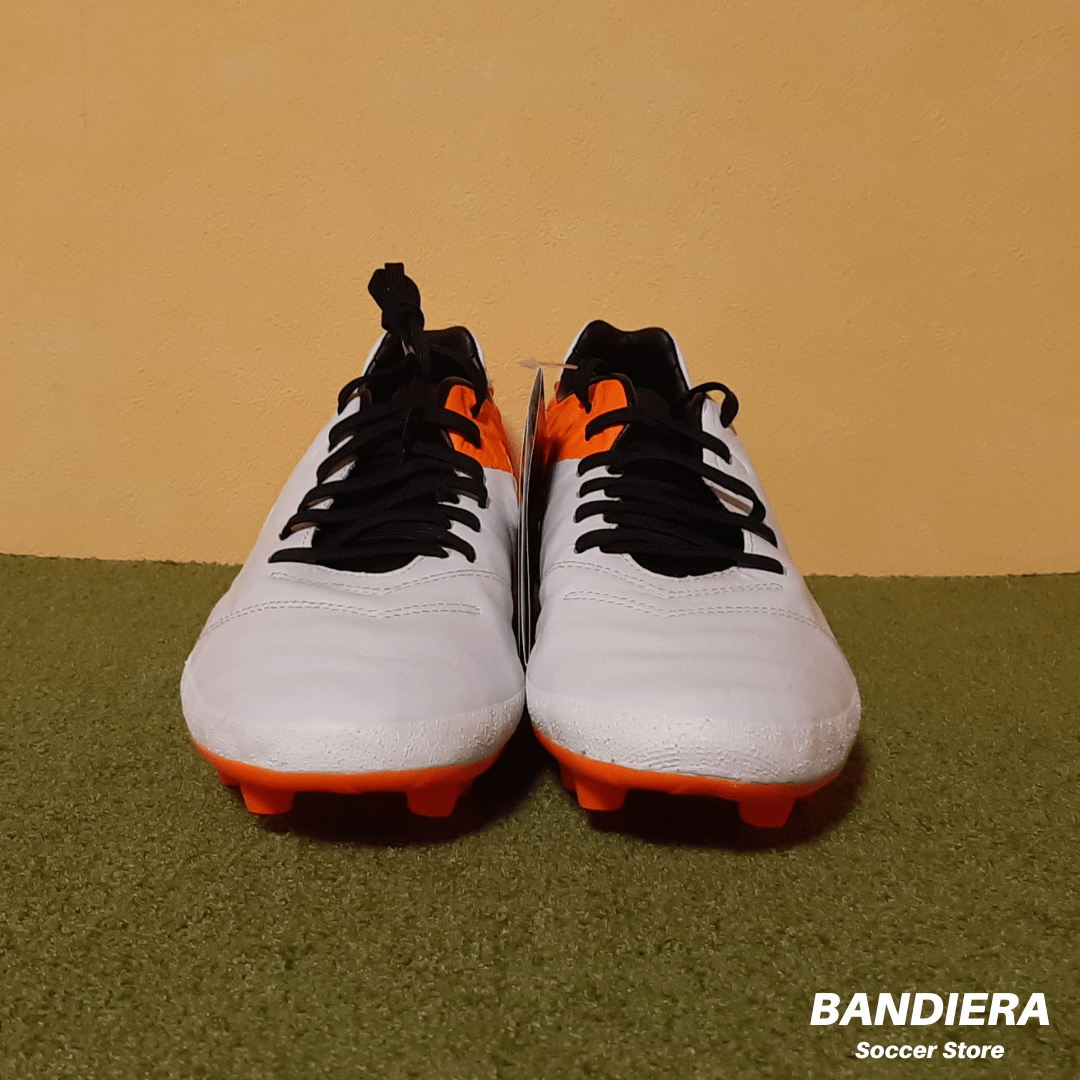 NIKE ナイキ サッカースパイク ティエンポ レガシー II HG-E（ホワイト