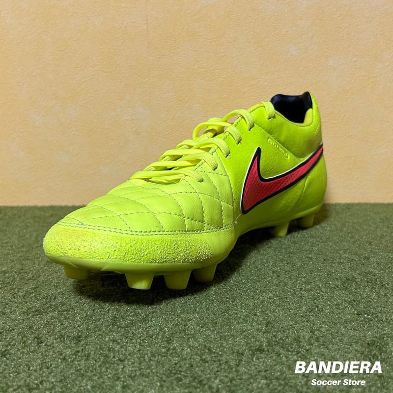 NIKE ナイキ サッカースパイク ティエンポ レガシー HG-E（蛍光