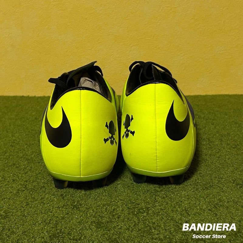 NIKE ナイキ サッカースパイク ハイパーヴェノム ファタル HG E