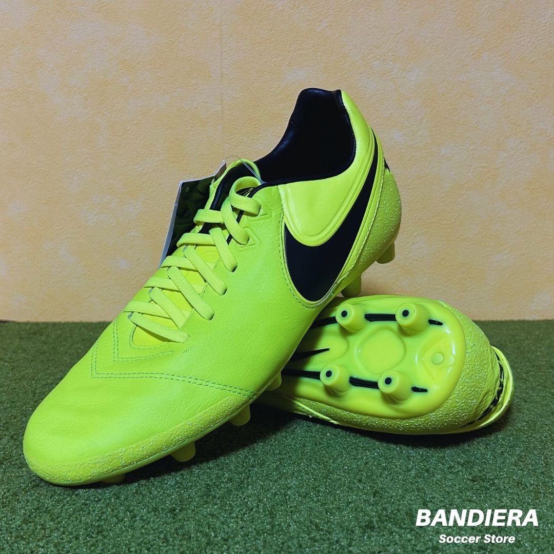 NIKE ナイキ サッカースパイク ティエンポ レガシー HG 27.0 激レア NIKE ナイキ サッカースパイク ティエンポ レガシー Ⅱ HG-E