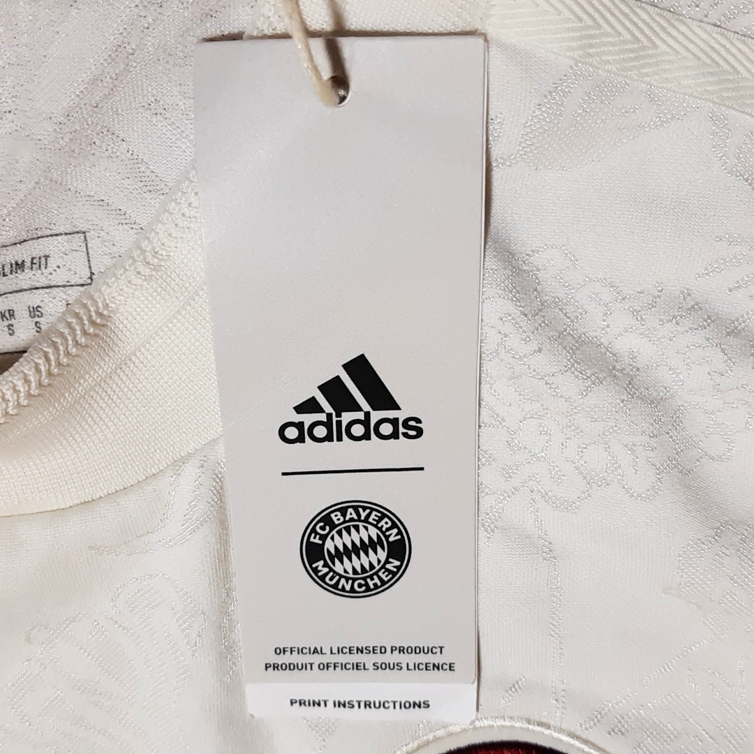 新品 アディダス バイエルン ミュンヘン LIFESTYLER タグ付 Mサイズ アディダス】2023/24 バイエルン・ミュンヘン LIFESTYLER 3RD
