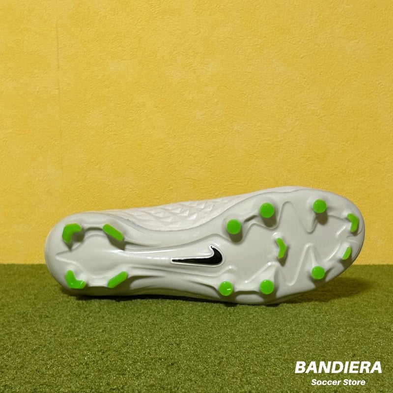 NIKE ナイキ サッカースパイク ティエンポ レジェンド 8 プロ FG