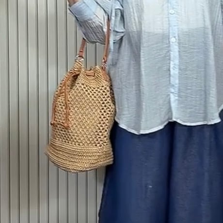 ✨ショルダー付ストロー巾着かごバッグ✨