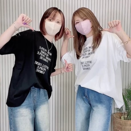 242032オーバーサイズ刺繍ロゴTシャツ♥️