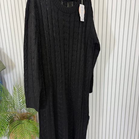 67317【SALE｝ケーブル編みニットワンピース✨