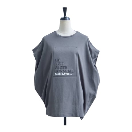 もっちり生地♪ ポコポコエンボスロゴ ドルマンスリーブTシャツ