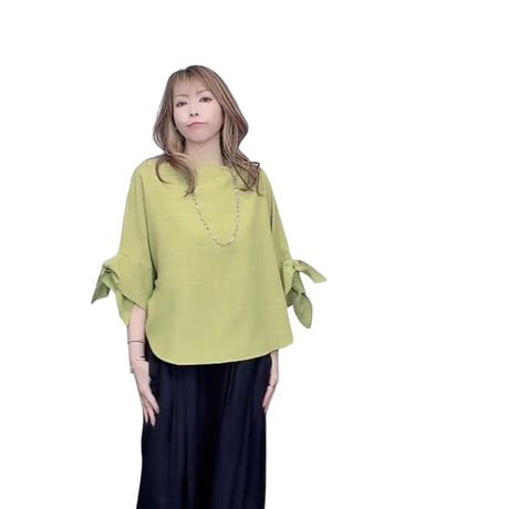 129 袖リボン付きバックロングブラウス