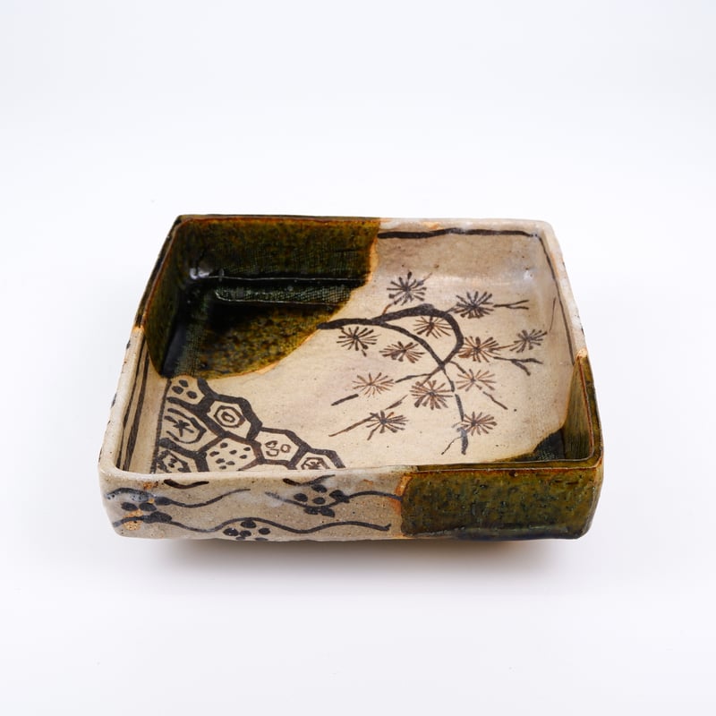 織部 四方鉢| 佐藤 和次 / Oribe Square Bowl by Kazuji Sat
