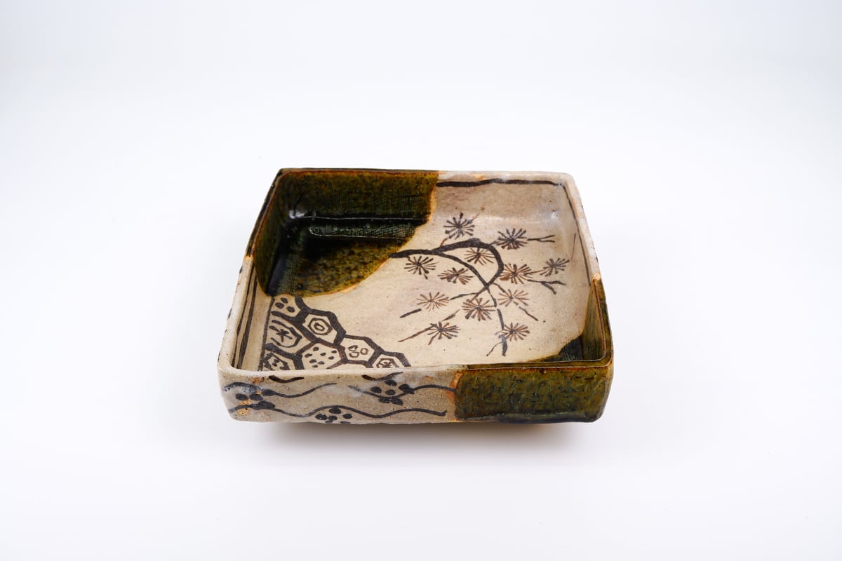 織部の名手 佐藤和次作　織部六角大鉢 織部 四方鉢| 佐藤 和次 / Oribe Square Bowl by Kazuji Sat