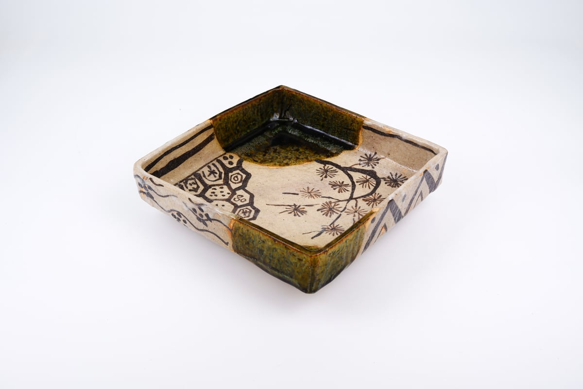 織部 四方鉢| 佐藤 和次 / Oribe Square Bowl by Kazuji Sat