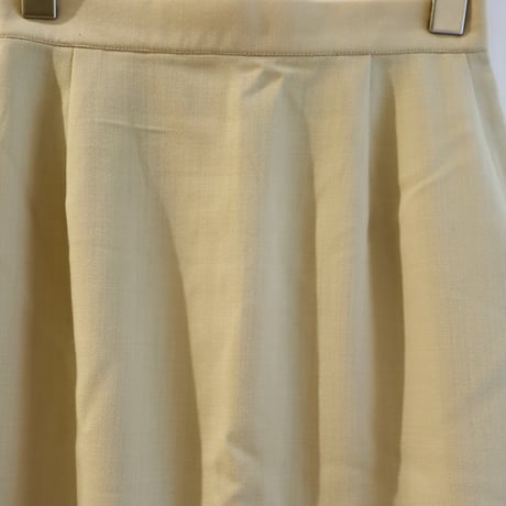 ［PRE-LOVED］EMPORIO ARMANI  SKIRT “D88“