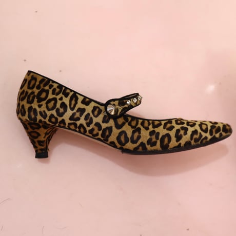 ［PRE-LOVED］MIUMIU  LEOPARD PUMPS “F13“