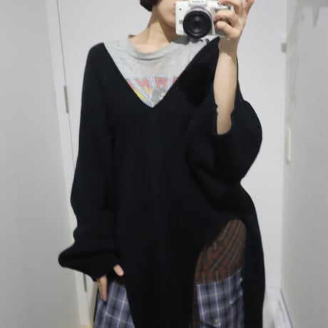 ［ARCHIVE］NICCOLO PASQUALETTI  DEFORMATION VNECK KNIT “AR09“