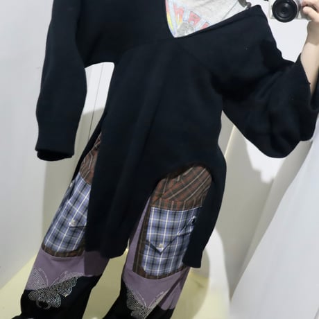 ［ARCHIVE］NICCOLO PASQUALETTI  DEFORMATION VNECK KNIT “AR09“