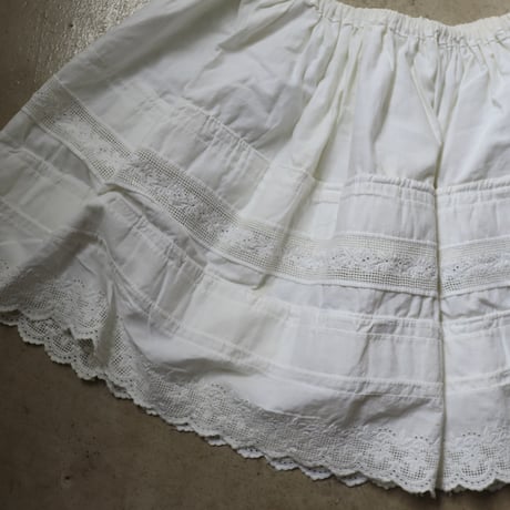 ［PRE-LOVED］LACE MINI SKIRT “D165“