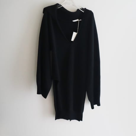 ［ARCHIVE］NICCOLO PASQUALETTI  DEFORMATION VNECK KNIT “AR09“