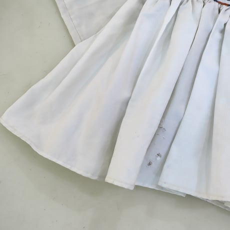 ［PRE-LOVED］ EMBROIDERY TOPS "UC38"