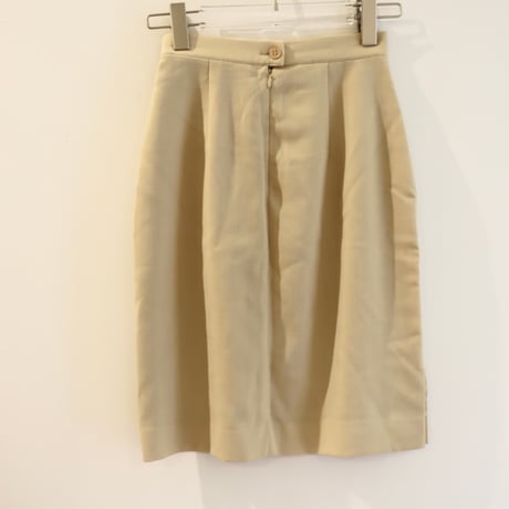 ［PRE-LOVED］EMPORIO ARMANI  SKIRT “D88“