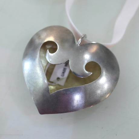 ［PRE-LOVED］SILVER BIG HEART NECKLACE “UA05“