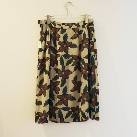 ［PRE-LOVED］BROWN FLOWER  SKIRT “D115“