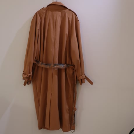 ［PRE-LOVED］OVERSIZED TRENCH COAT "D50"